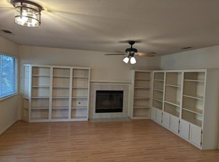 547 County Ct, Ripon, CA 95366