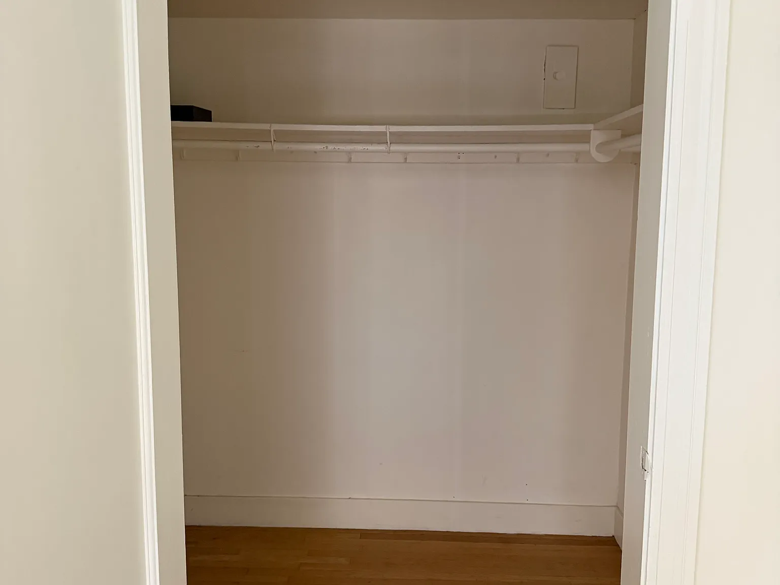 Studio, $2,600 — Photo 2