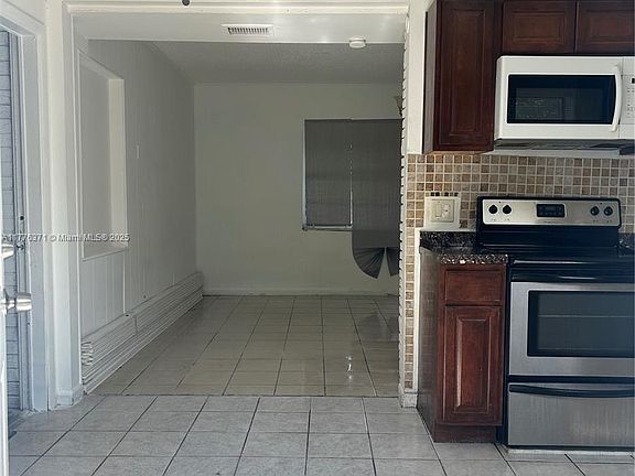 3rd image of 1318 NW 11th St