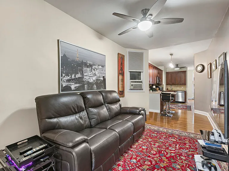 211 Adams St #5-3N — Photo 9