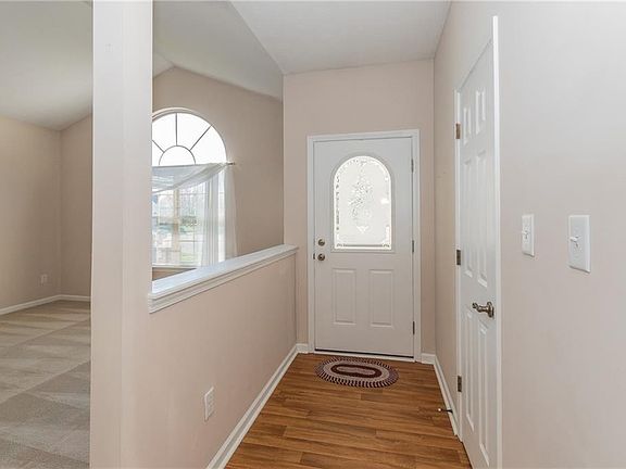 3rd image of 1760 Stonewall Cir