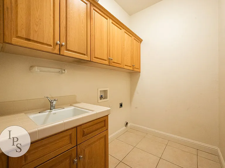 32 W Serena Ave — Photo 13