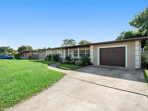 2nd image of 5217 Kingswood Dr