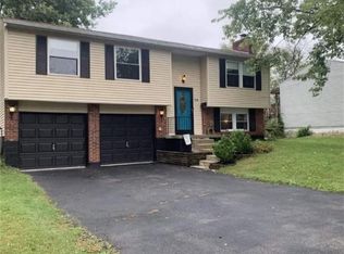 712 W Martindale Rd, Englewood, OH 45322