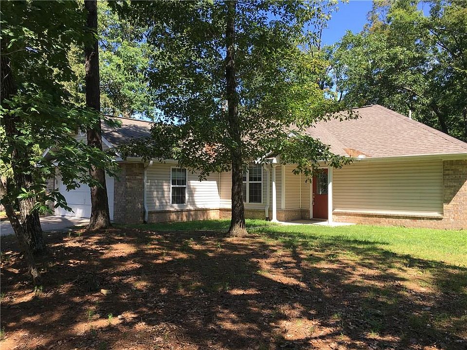1st image of 18 Zennor Dr