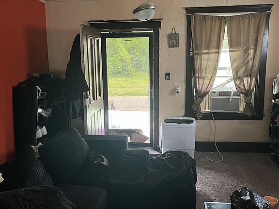 5th image of 6665 Holcomb St