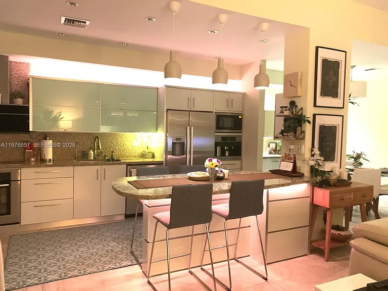 18031 Biscayne Blvd #Penthouse 01 — Photo 5