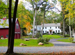 81 Rilling Rdg, New Canaan, CT 06840