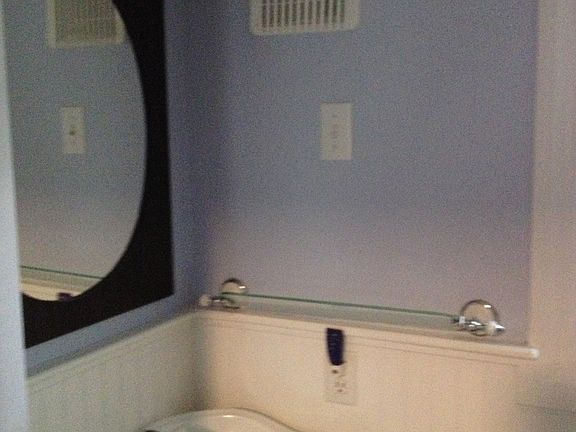 Bathroom first floor