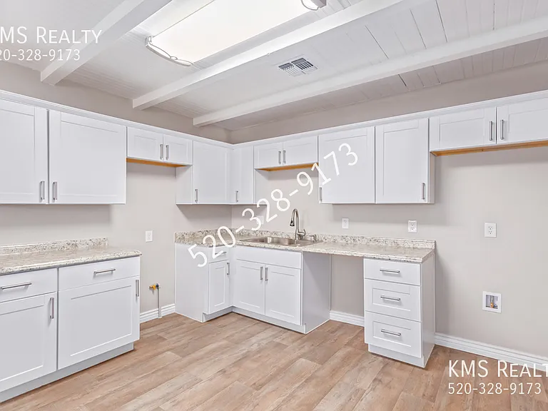 4213 S Lundy Ave — Photo 11