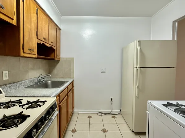 42-23 68th Street image 18 of 34