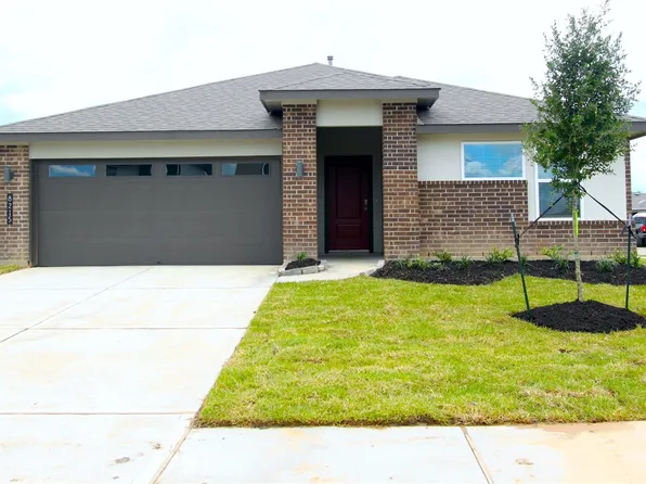 8215 Brahman Ln, Rosharon, TX 77583