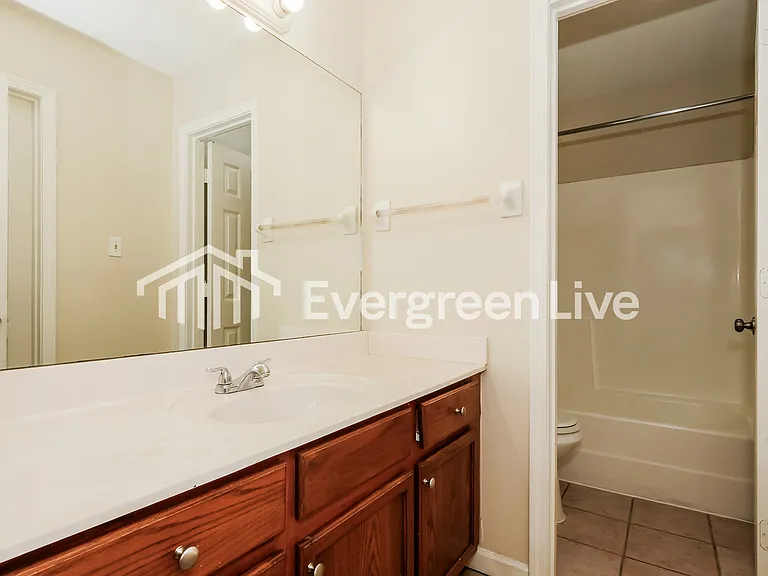 3915 Old Brownsville Rd — Photo 13