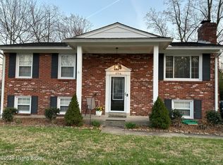 12516 Farmbrook Dr, Middletown, KY 40243