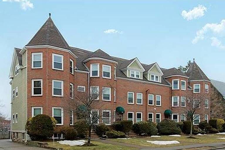 2nd image of 25-31 Highland Ave #31-3