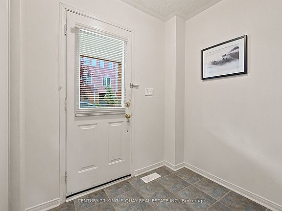 5th image of 619 Evans Ave #22