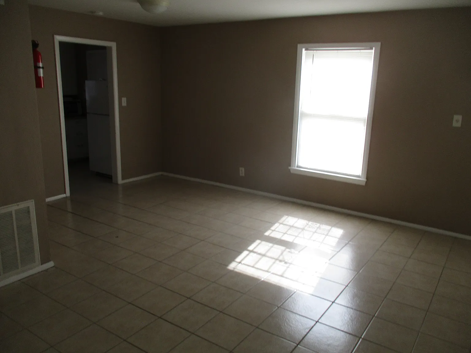 1 bed, 750 sqft, $600 — Photo 4