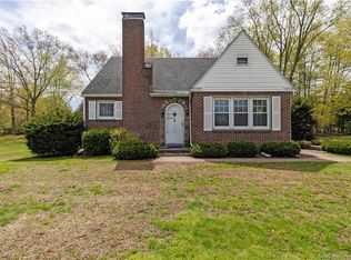 584 Norwich Ave, Colchester, CT 06415