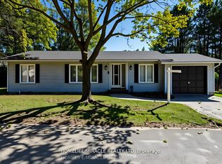 1 Tecumseth Pines Dr, New Tecumseth, ON L0G1W0