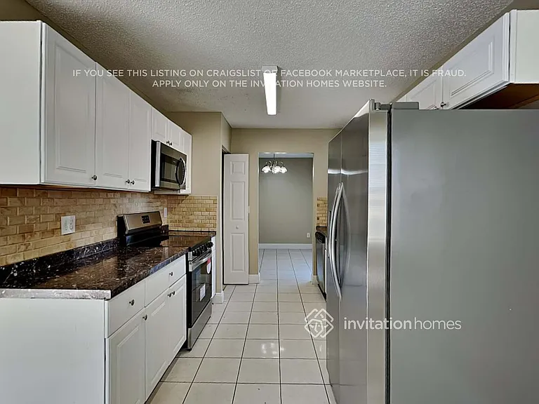 10129 SW 223rd Ter — Photo 8