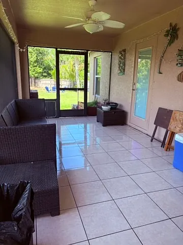 9025 Murcott Dr W — Photo 5