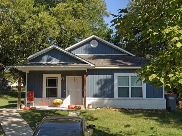 411 W Cedar St, Greenwood, AR 72936