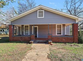 104 Henley St, Midfield, AL 35228