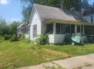 509 S 16th St, Herrin, IL 62948