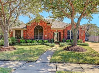 2818 Amber Dale Ct, Houston, TX 77059