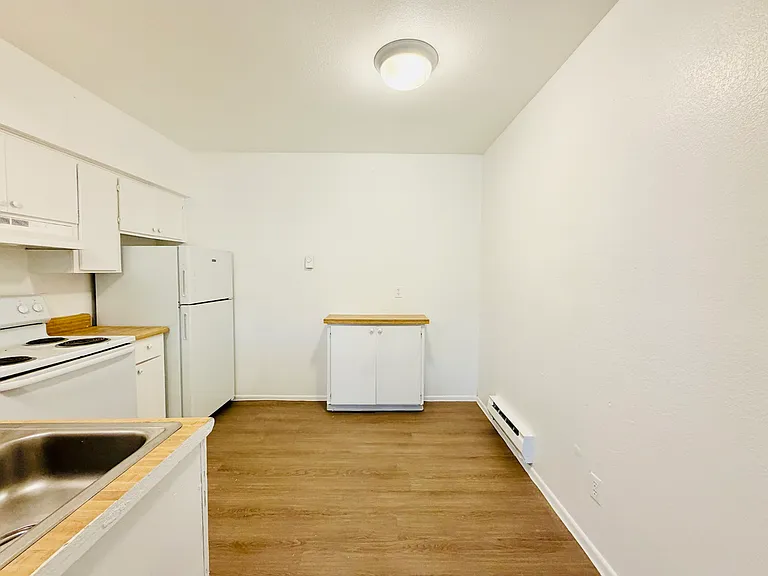 Santa Cruz Apartments - Studios, 1 Bedroom and 2 Bedrooms with Pool! — Photo 27