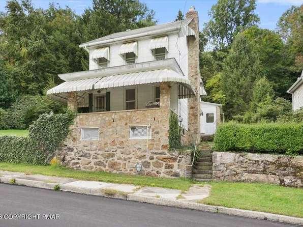 810 Center Ave, Jim Thorpe, PA 18229