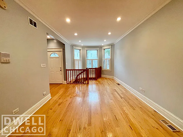 3448 N Damen Ave #1 — Photo 4