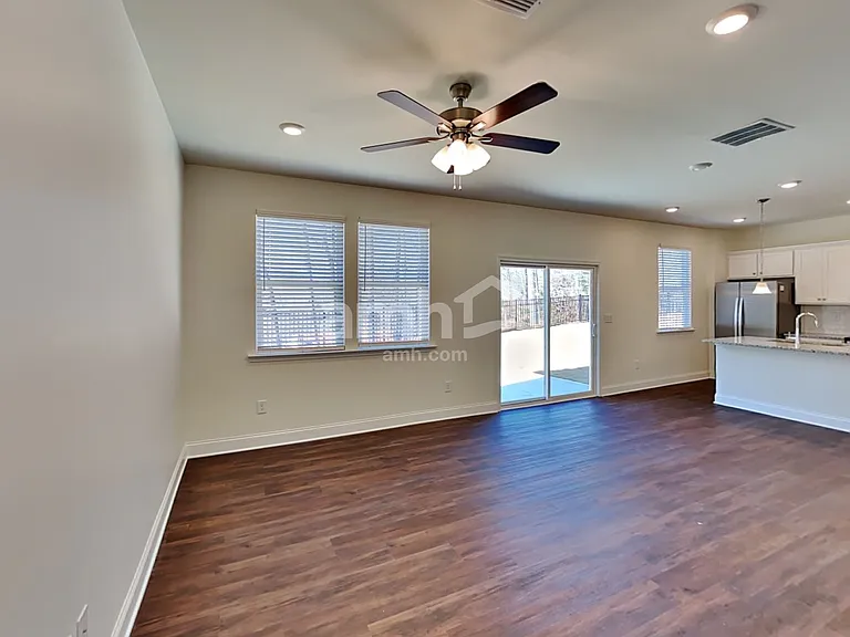 1776 Silver Tree St — Photo 6