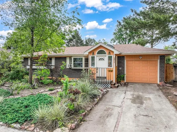 1711 Auburn Dr, Colorado Springs, CO 80909