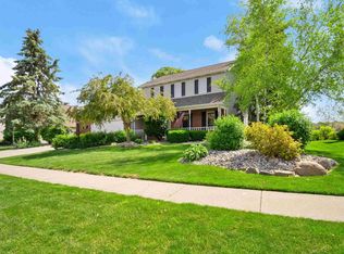 605 Timberlake Trl, Fort Wayne, IN 46804