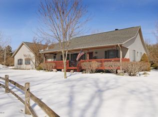 23340 44th Ave, Mattawan, MI 49071