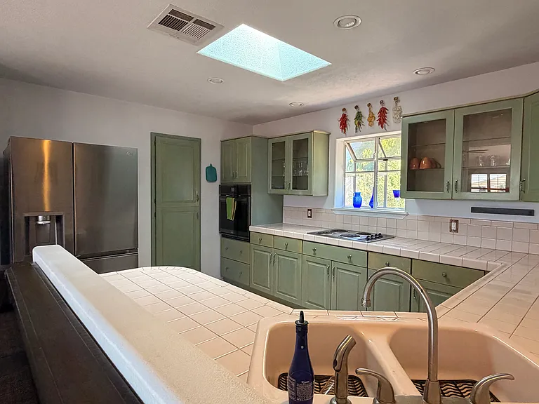 701 Poplar St — Photo 8