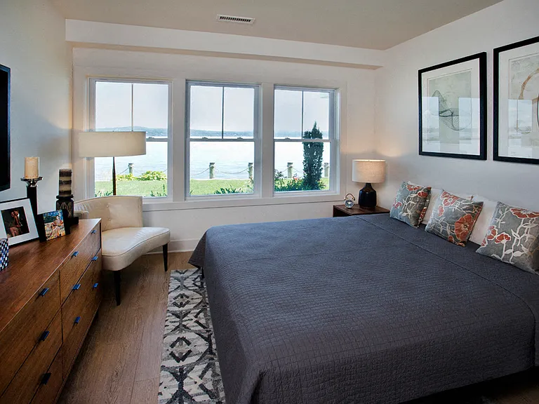 Master Bedrooms fit King Beds