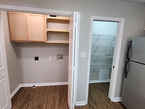 Laundry + Pantry
