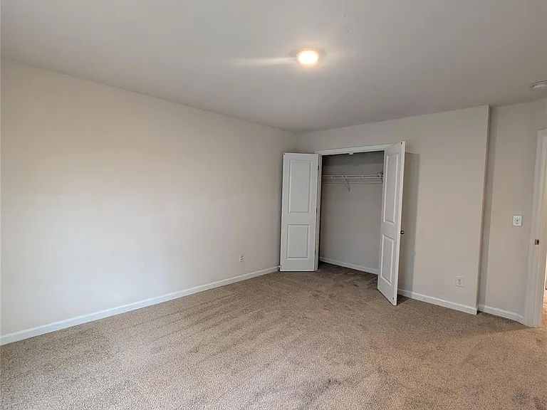 9331 Arbor Creek Dr — Photo 18