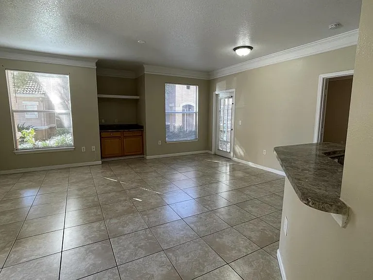 17954 Villa Creek Dr — Photo 10