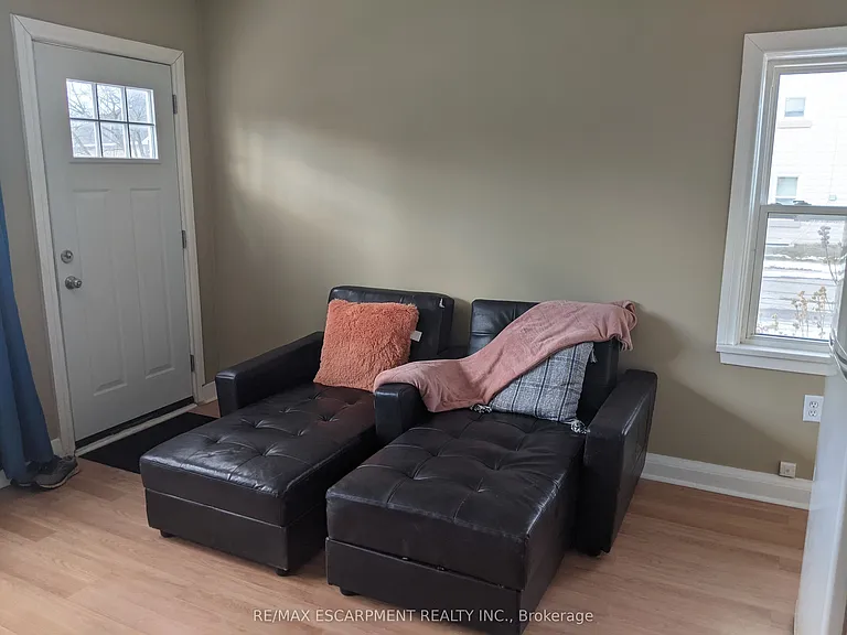 63 Pelham Rd E #4 — Photo 7