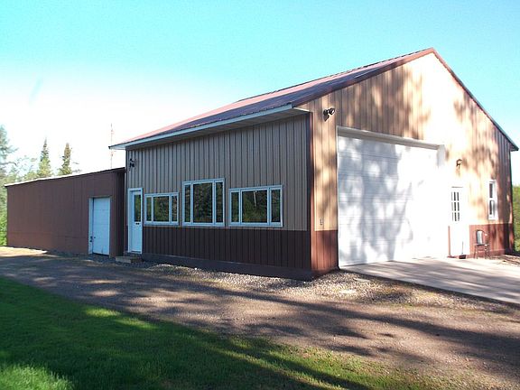 Heated 28'x32'by 12' Garage