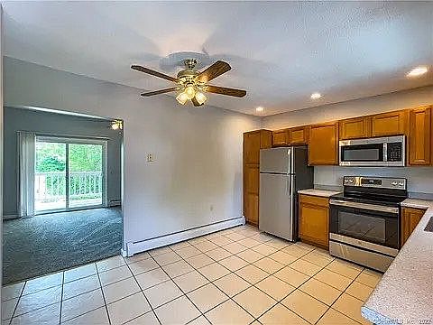 4th image of 7 Parker Ave APT 4