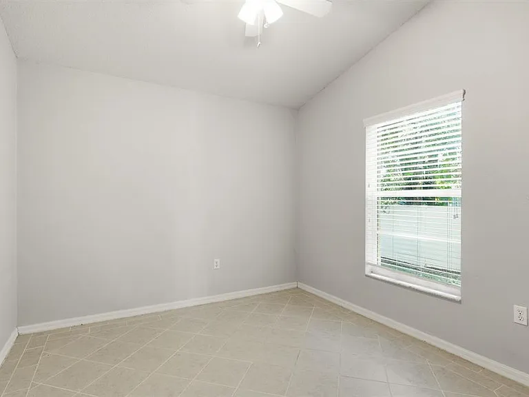406 S Bayview Blvd #1 — Photo 21
