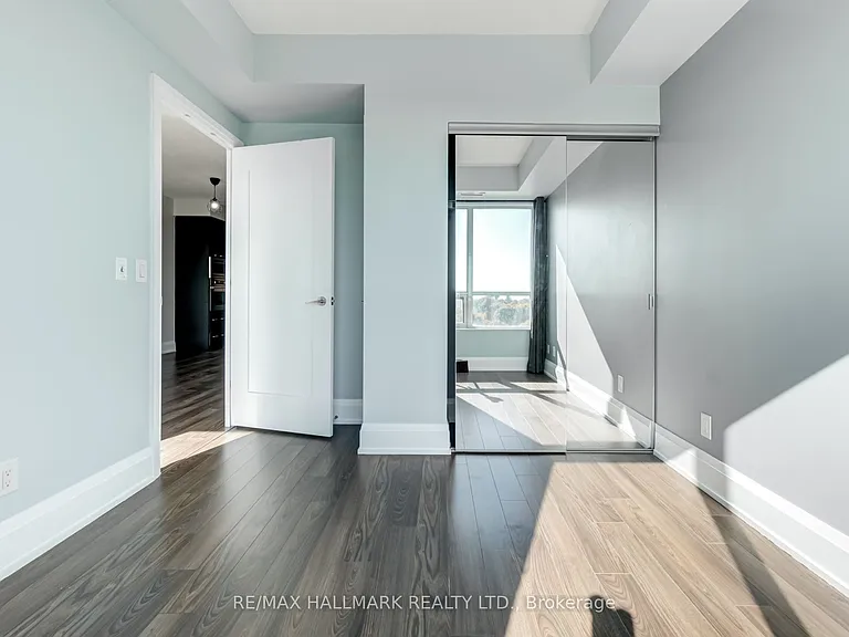 120 Harrison Garden Blvd #807 — Photo 17