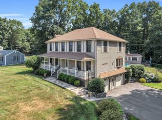 132 Lexington Rd, Dracut, MA 01826