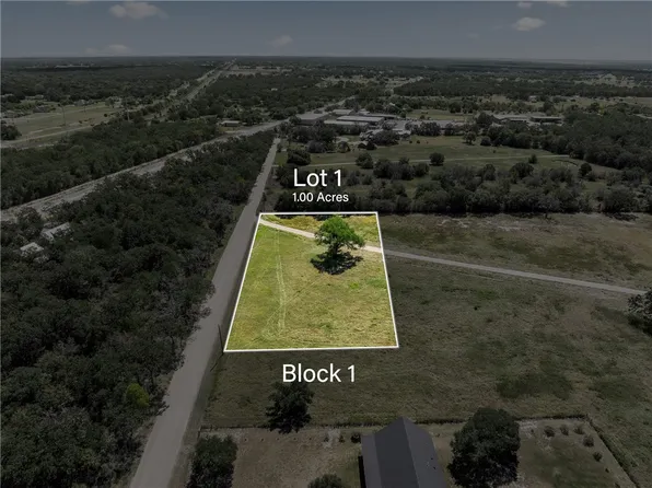5403 Woodland Park Dr, College Station, TX 77845