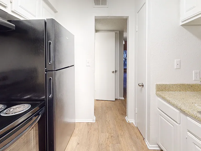Addison Apartments at the Park — Photo 53