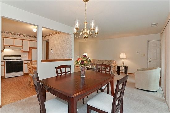 3rd image of 8912 W 140th St APT 3M